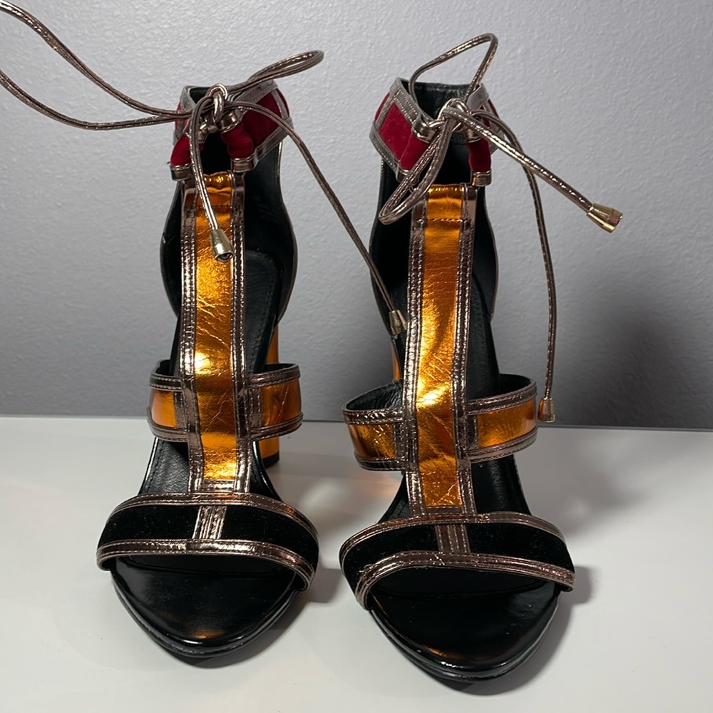 Cape Robbin Maura  Mixed Media Open Toe Size 9